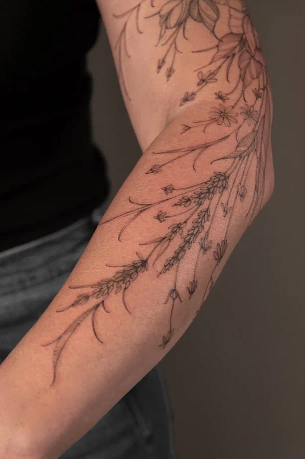 Fine-line tattoo by Julia, js.tattooo — Vancouver, WA studio piece 24